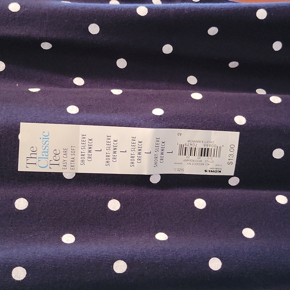 Croft & Barrow Short-Sleeve Crewneck Blue and White Polka Dot T-shirt in Size L - Picture 4 of 4